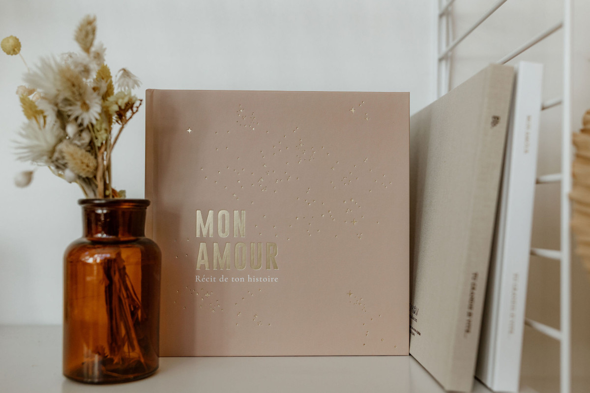 Livre de naissance "Céleste"